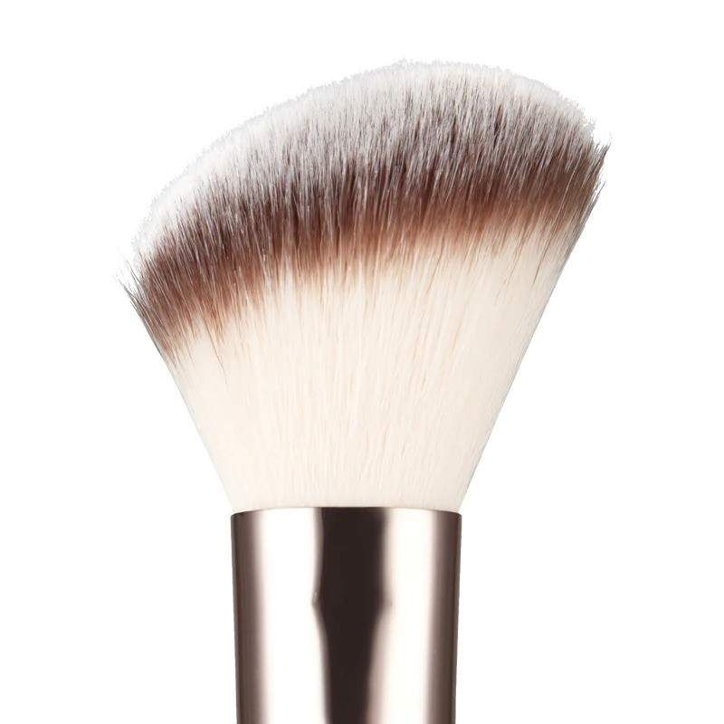 MUA BLUSH & CONTOUR BRUSH