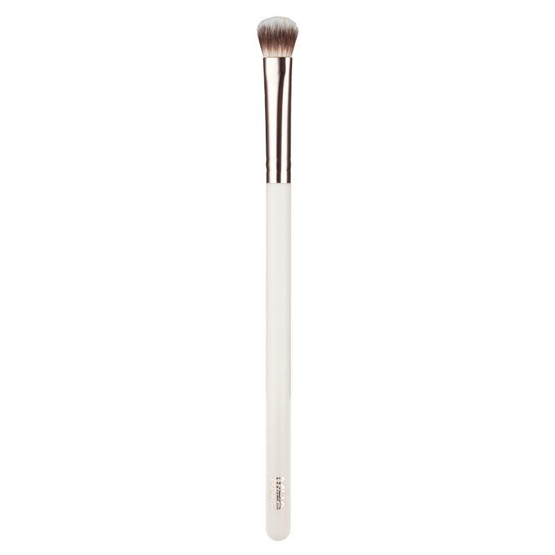 MUA FLAT EYE BASE BRUSH